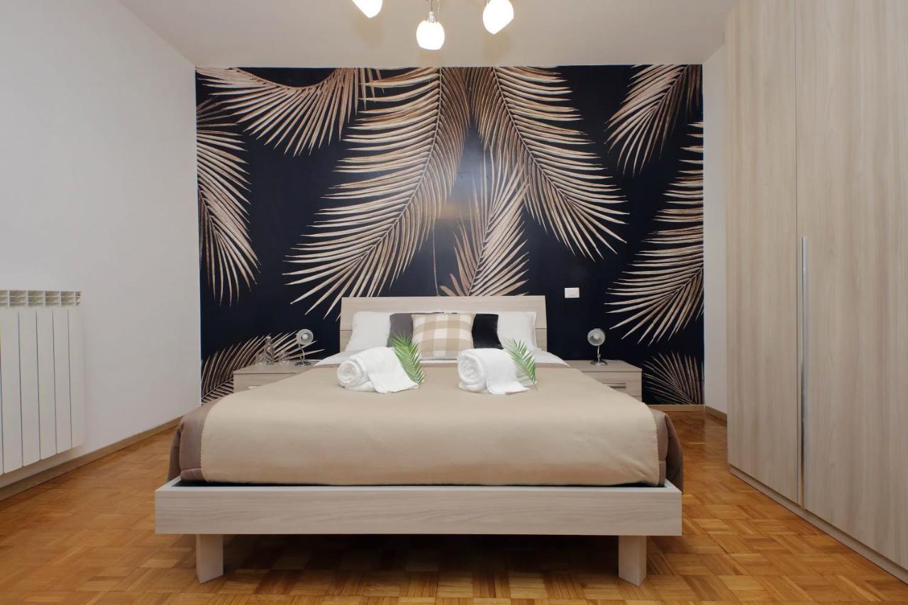Appartement Modern Large In *